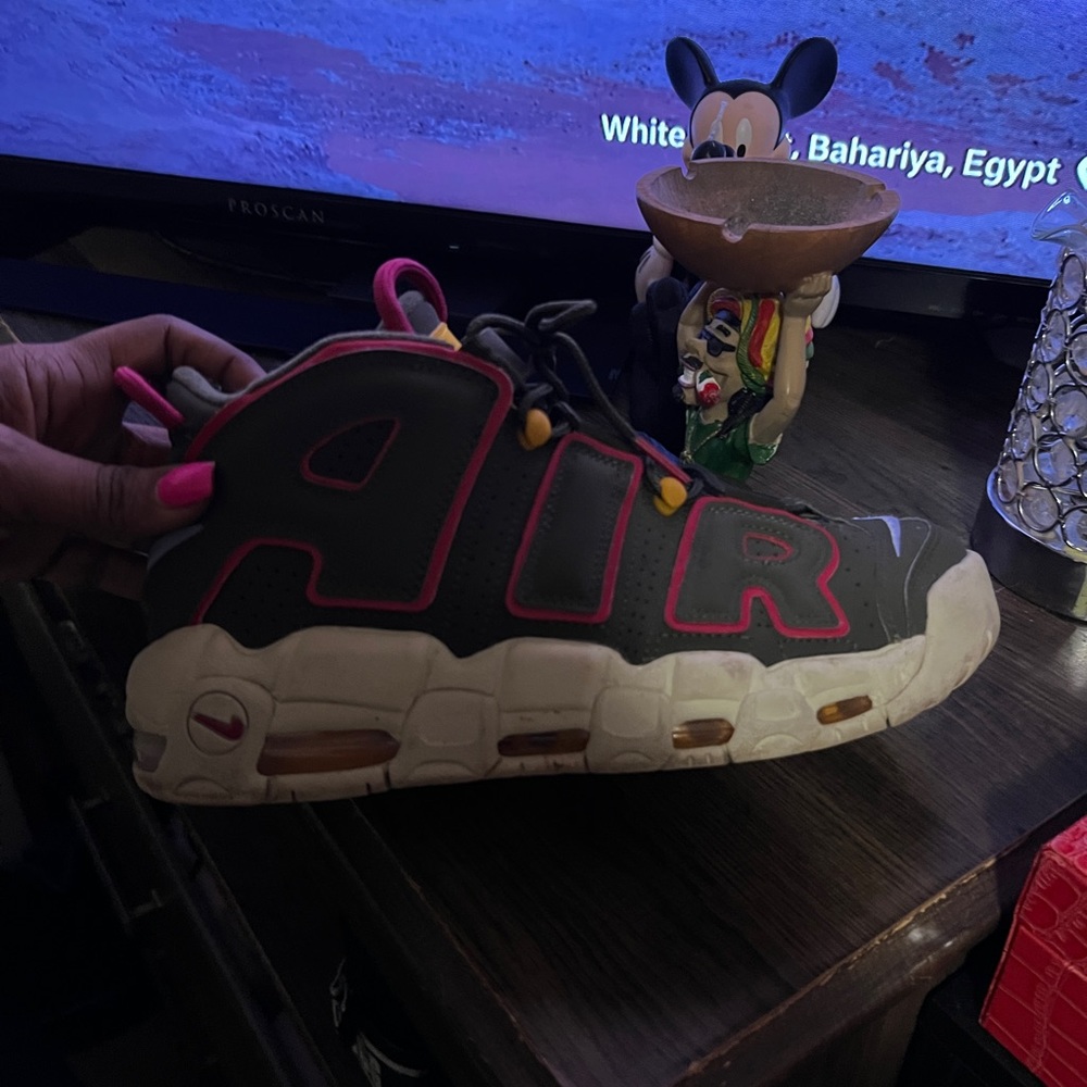 Mens 8 uptempo good condition